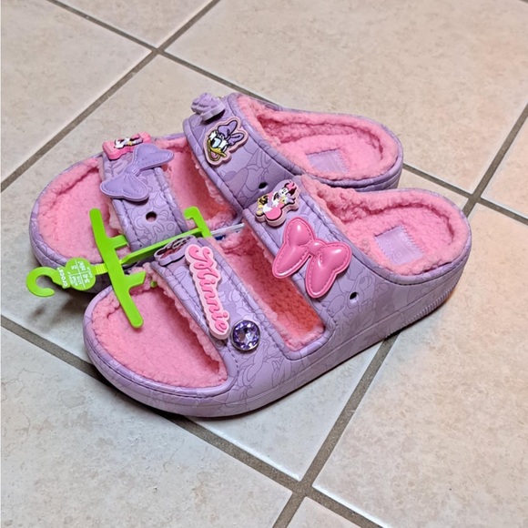 Crocs Disney Minnie Mouse & Daisy Classic Cozzzy Sandals - Women's size 9 - Picture 1 of 7